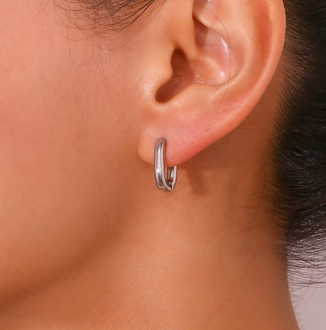 NOVA Oval Petite Hoop Earrings