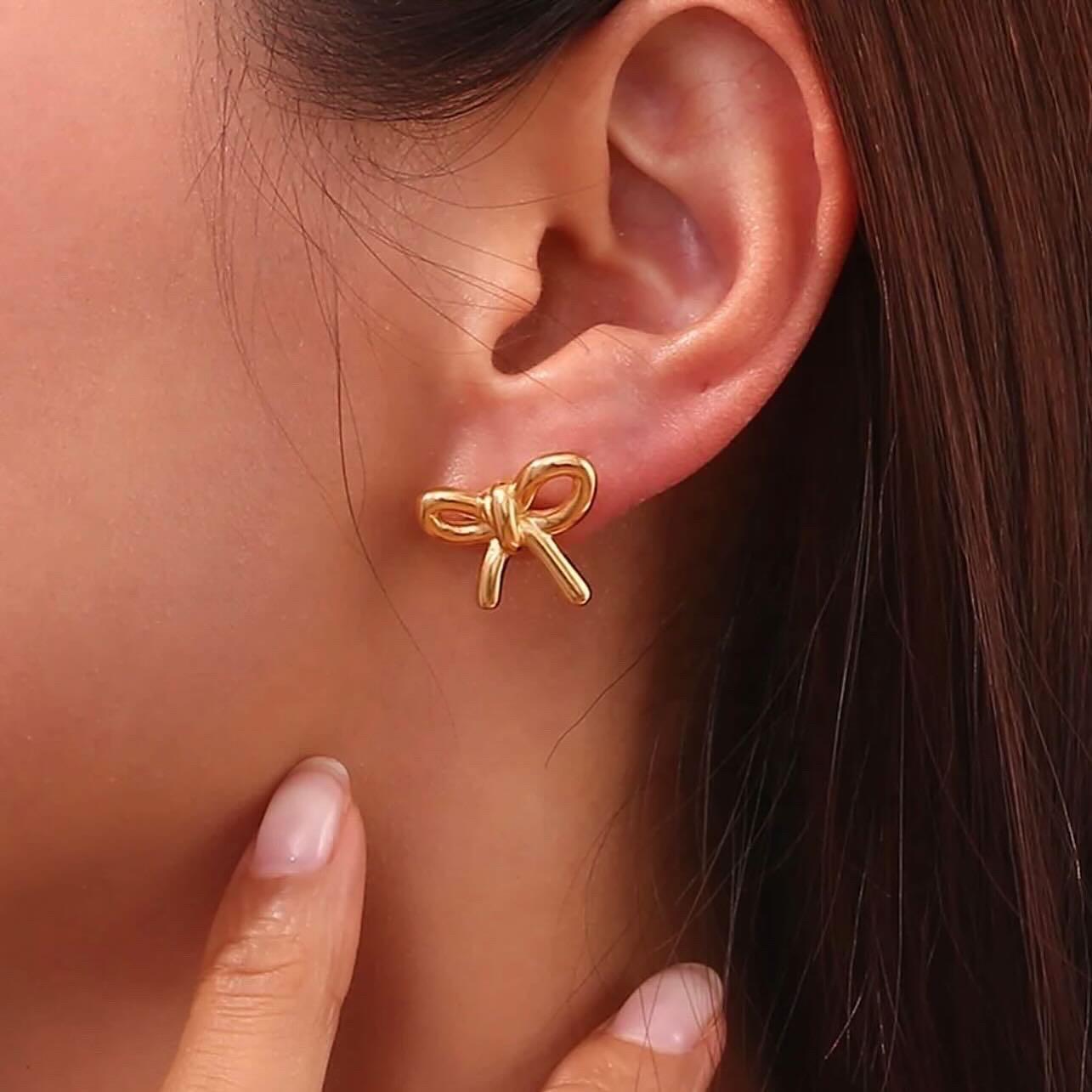 TISH Bowknot Earrings